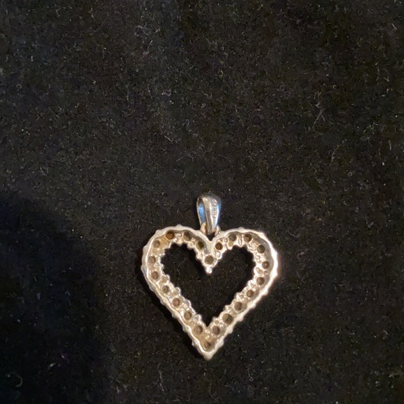 Authentic - 10K Heart Pendant - Picture 5 of 6